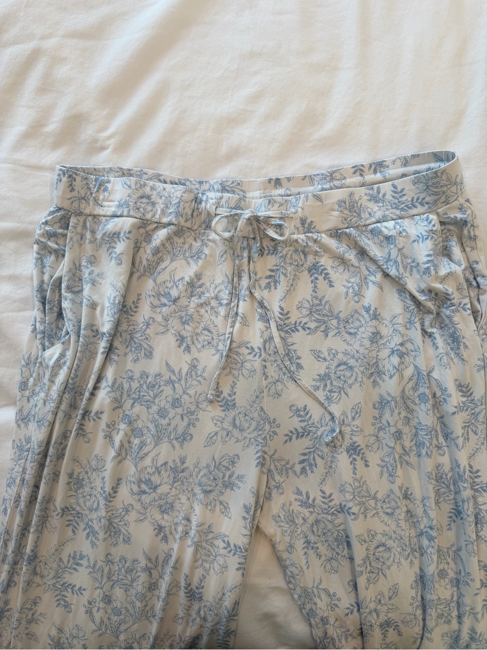 Cozy earth floral pajama pants size XL - Picture 3 of 12